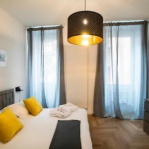 atmosfere-luxury-apartment.it-lombardy.com/